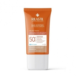 Rilastil Sun System Velvet Touch SPF50+ Crema Idratante Colorata 50 Ml