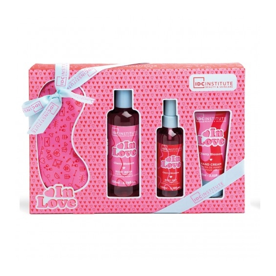 Idc Institute In Love Cherry Blossom - Gel Doccia 200 Ml + Body Mist 100 Ml + Crema Maini 50 ml + Maschera Per Occhi